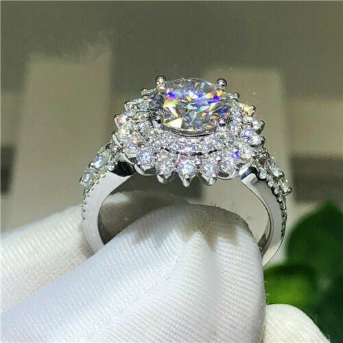 Luxury Wedding Ring