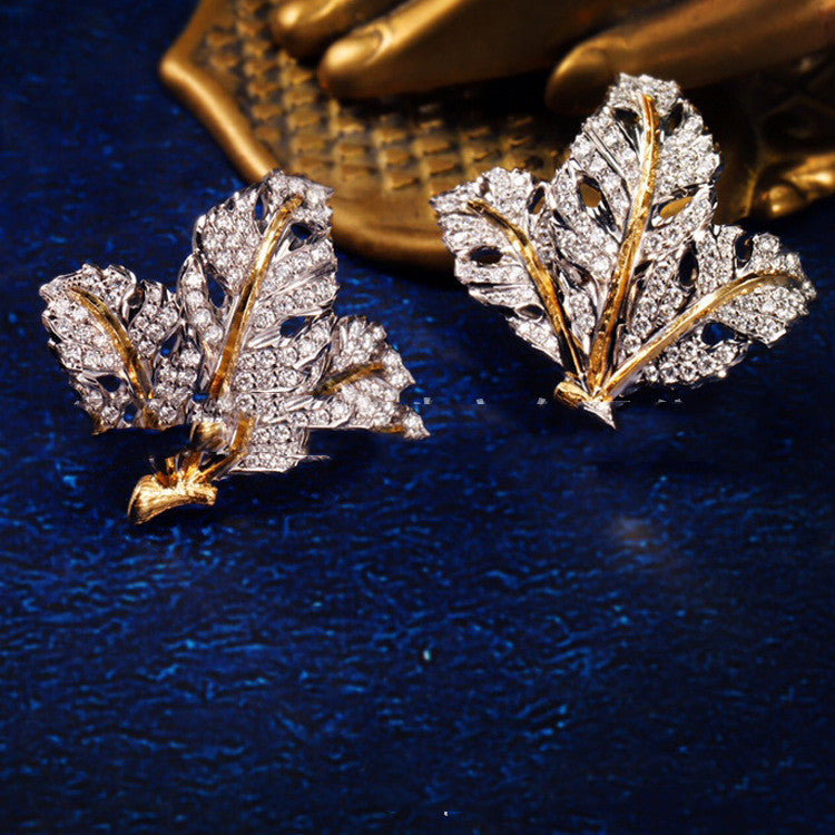 Retro Style 18K Gold Diamond Earrings