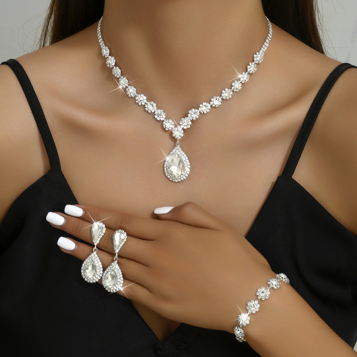 Fashion Jewelry Bridal Jewelry Suit Necklace Bracelet Rings